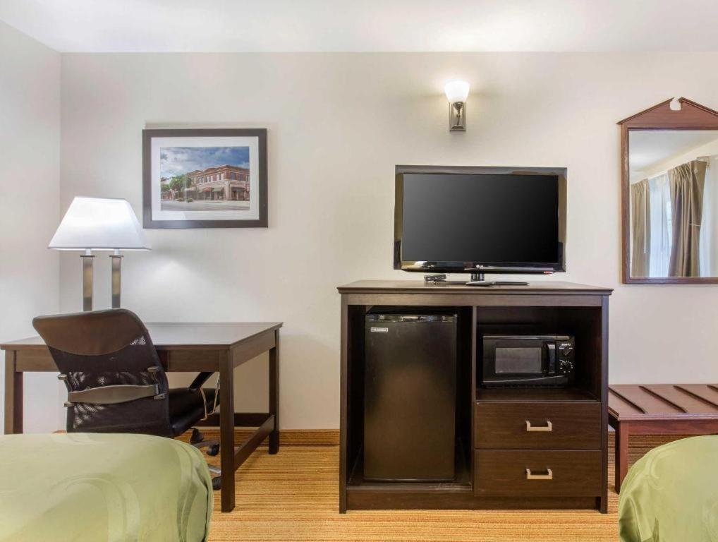 Quality Inn Arab Hwy 231 Luaran gambar